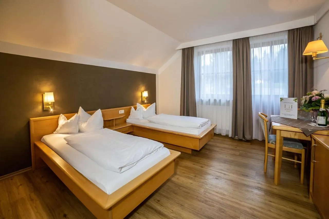 Hotel Lindenhof Hetzenbach Zell